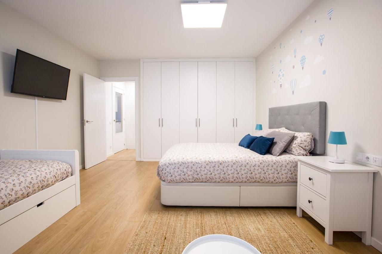 Zalbidea Apartamentos Nuevos Con Garaje Y Wifi Билбао Екстериор снимка